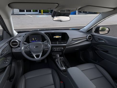 New 2026 Chevrolet Trax ACTIV w/ Driver Confidence Package FWD image 39