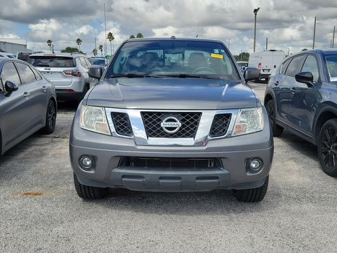 Used 2016 Nissan Frontier SV w/ SV Value Truck Package RWD image 2