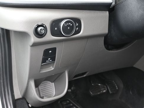 Used 2023 Ford Transit 350 XLT image 22