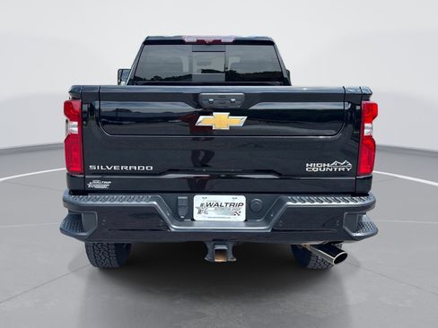 Used 2024 Chevrolet Silverado 2500 High Country w/ High Country Premium Package AWD/4WD image 7