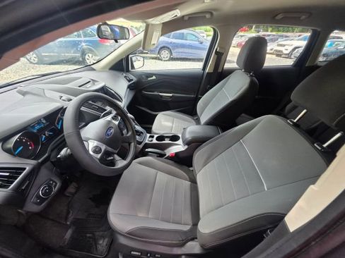 Used 2014 Ford Escape SE w/ Equipment Group 201A FWD image 12