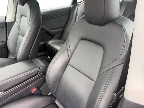 Used 2023 Tesla Model 3 Standard Range RWD image 14