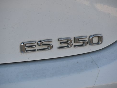 Used 2022 Lexus ES 350 F Sport w/ Accessory Package 2 FWD image 42