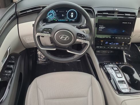 Used 2024 Hyundai Tucson Limited image 15