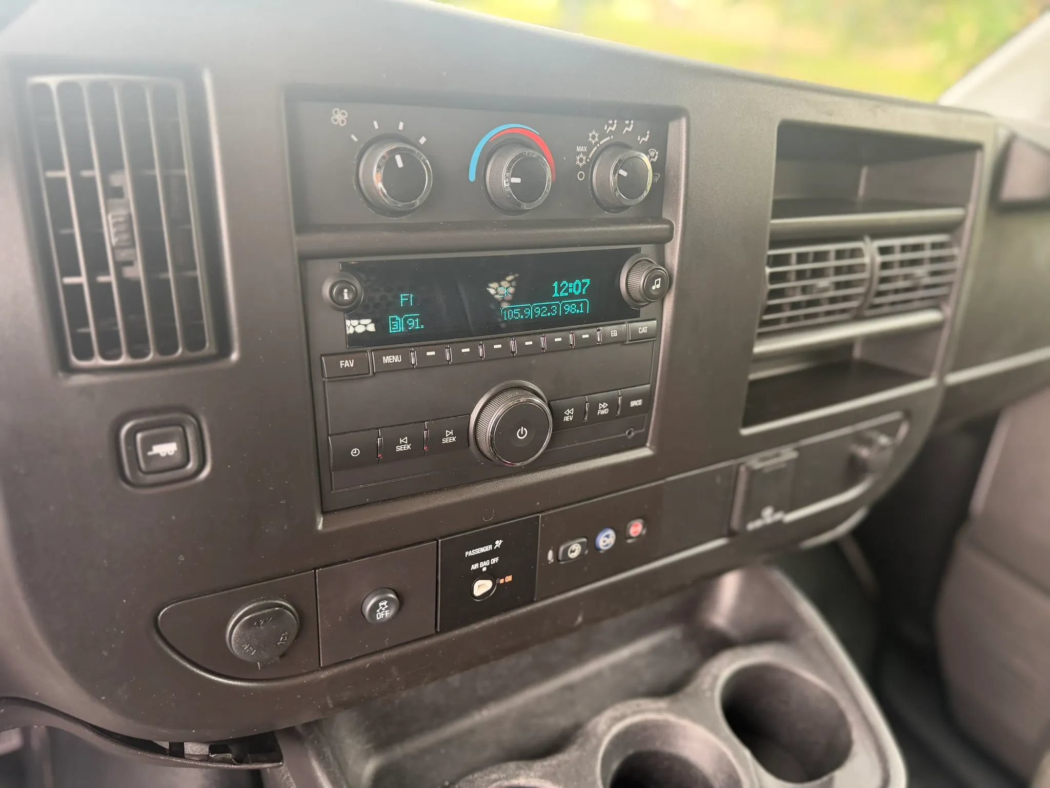 Used 2020 GMC Savana 2500 w/ Driver Convenience Package RWD image 11
