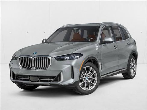 Used 2025 BMW X5 xDrive50e AWD/4WD image 1