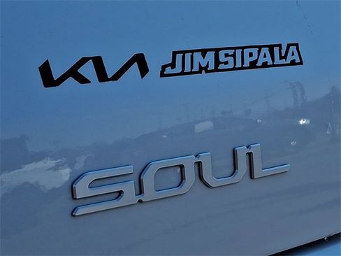 Certified 2023 Kia Soul EX image 31