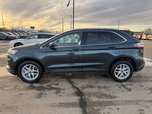 Used 2022 Ford Edge SEL w/ Convenience Package image 5