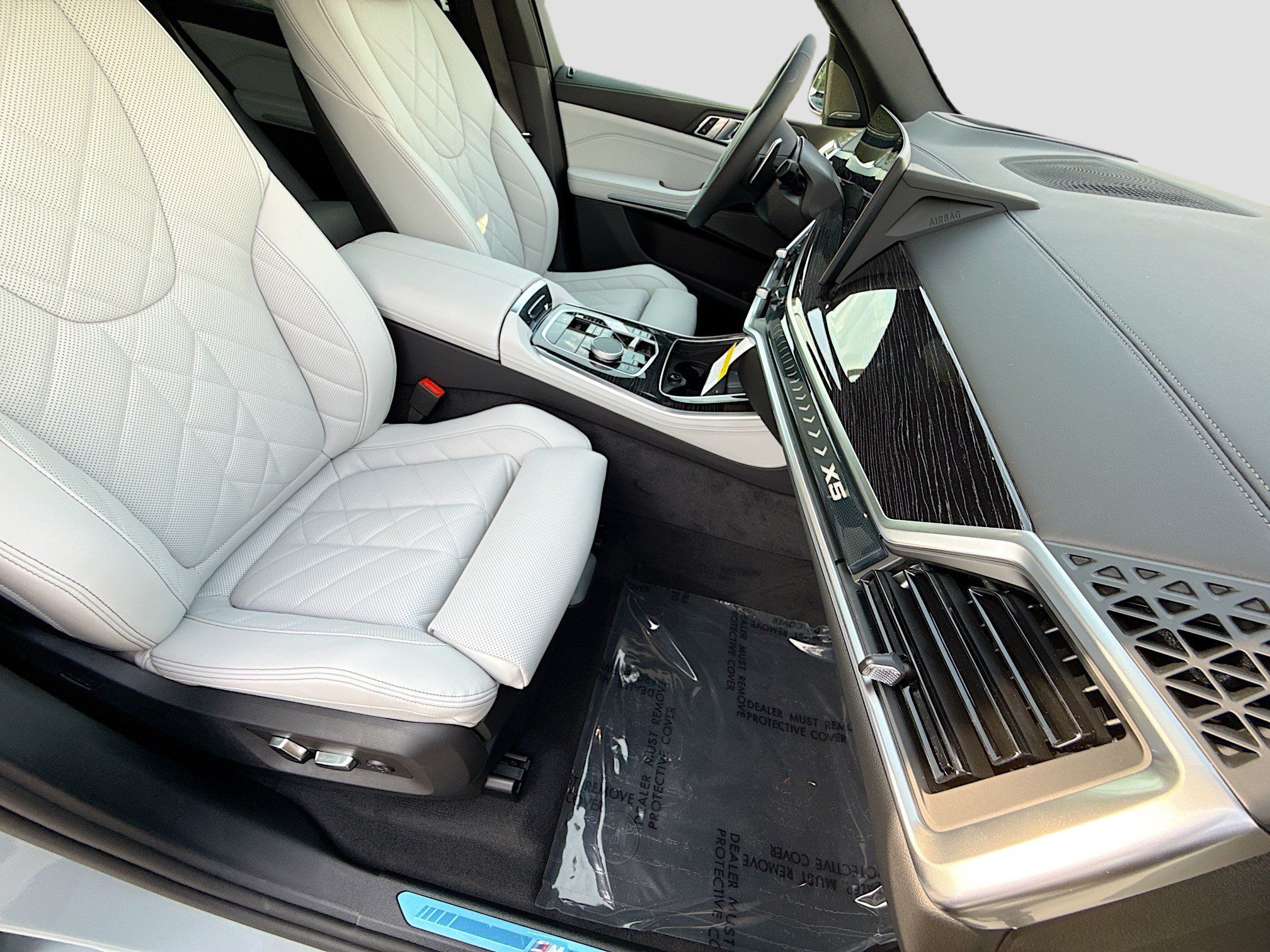 New 2026 BMW X5 sDrive40i w/ M Sport Package RWD image 15