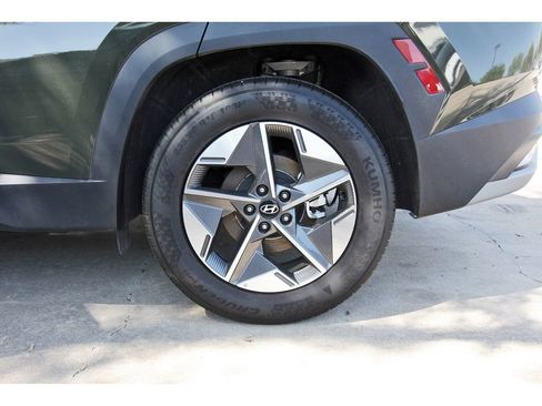 Used 2025 Hyundai Tucson SEL FWD image 35
