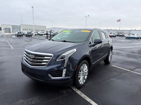 Used 2019 Cadillac XT5 Premium Luxury image 2