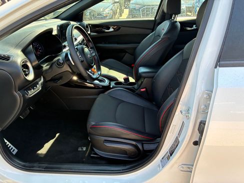 Used 2021 Kia Forte GT w/ GT2 Package FWD image 18