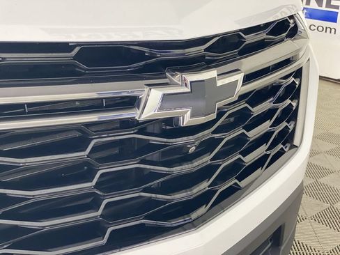 Used 2024 Chevrolet Traverse Premier w/ Redline Edition FWD image 38