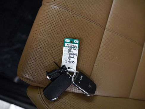 Used 2022 Kia Telluride SX w/ Towing Package image 24