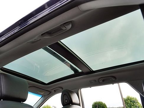 Used 2018 Hyundai Santa Fe Limited image 17