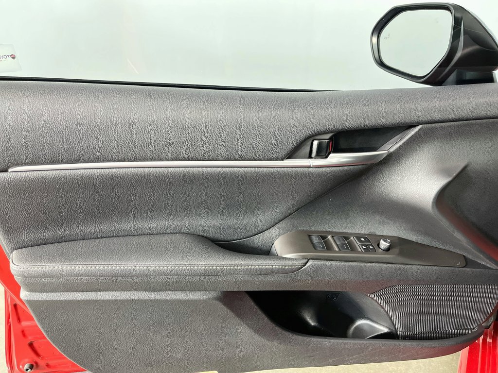 Used 2023 Toyota Camry XSE FWD image 24