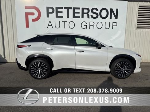 Used 2023 Lexus RZ 450e Premium image 2