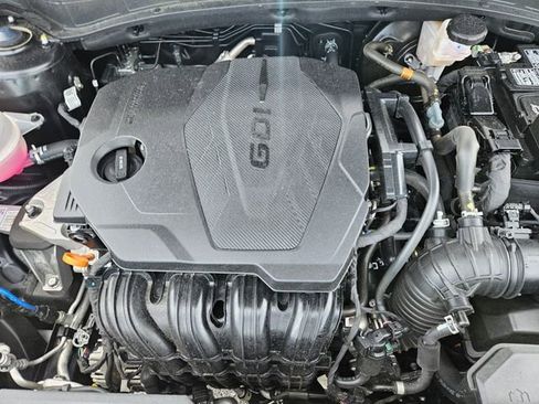 Used 2025 Kia Sportage EX w/ Premium Package FWD image 22