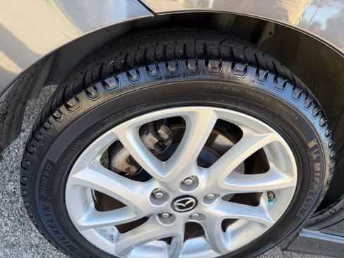 Used 2013 MAZDA MAZDA5 Touring image 13