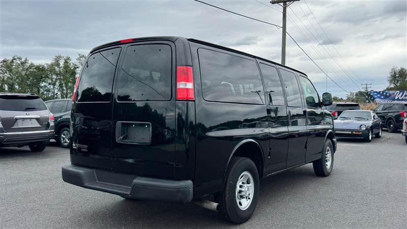 Used 2015 Chevrolet Express 2500 LS RWD image 7