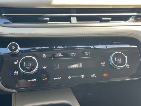 Certified 2023 INFINITI QX60 Luxe FWD image 16