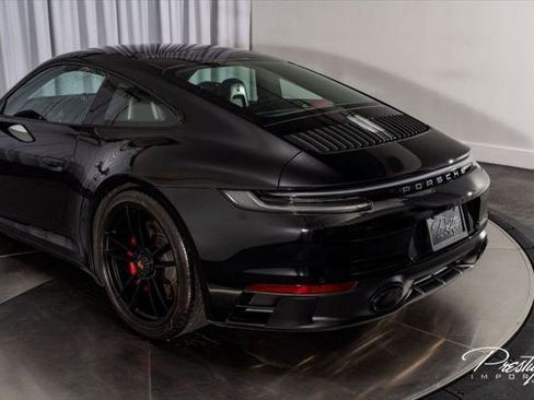 Used 2024 Porsche 911 Carrera GTS RWD image 13