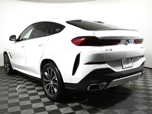 New 2026 BMW X6 xDrive40i w/ Climate Comfort Package image 5