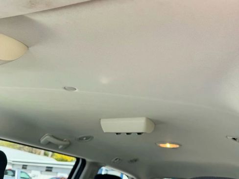 Used 2015 Dodge Grand Caravan SE w/ Quick Order Package 29E SE image 19