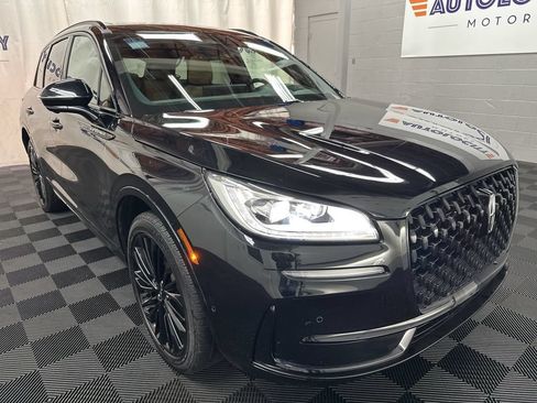 Used 2023 Lincoln Corsair Reserve w/ Equipment Group 202A AWD/4WD image 3