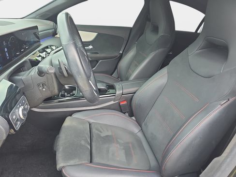 Used 2023 Mercedes-Benz CLA 250 4MATIC image 14