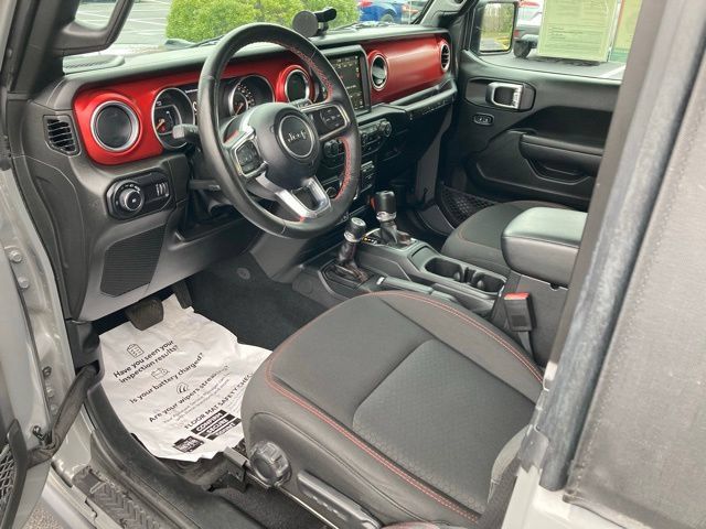 Used 2023 Jeep Wrangler Rubicon w/ Cold Weather Group AWD/4WD image 17
