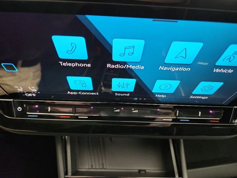 New 2026 Volkswagen Atlas Cross Sport SEL Premium R-Line image 26