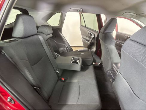 Used 2025 Toyota RAV4 LE image 31