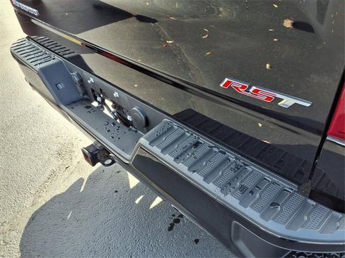 Used 2021 Chevrolet Silverado 1500 RST image 30