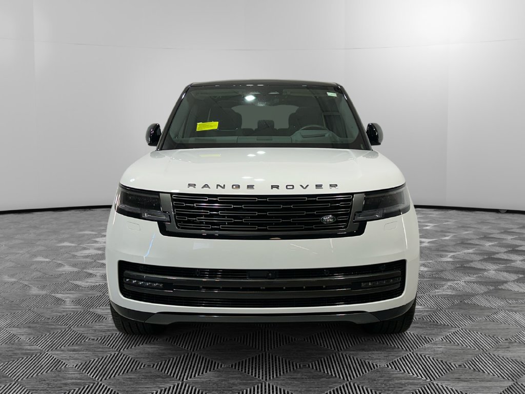 Used 2025 Land Rover Range Rover Long Wheelbase SE AWD/4WD image 9