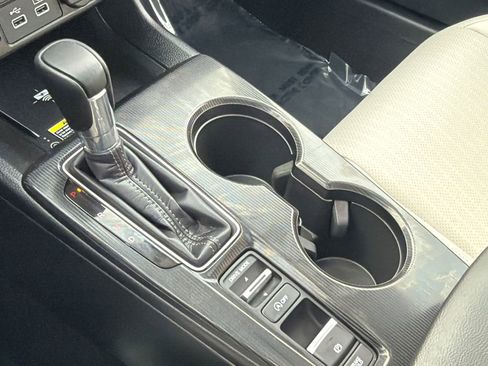 Used 2024 Honda Civic Touring image 28