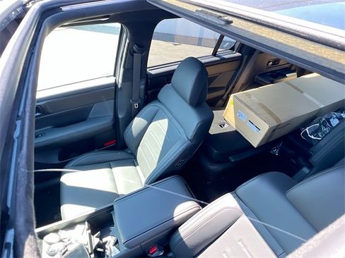 New 2025 Hyundai Santa Fe Calligraphy image 23