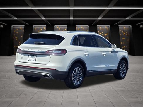 Certified 2022 Lincoln Nautilus FWD w/ Premium Package image 4