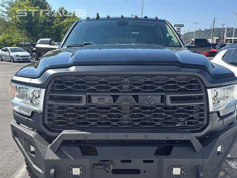 Used 2019 RAM 3500 Big Horn AWD/4WD image 3