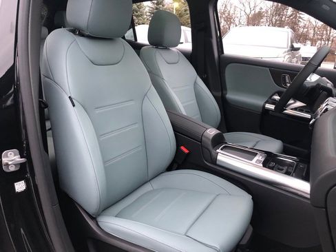 New 2026 Mercedes-Benz GLA 250 4MATIC image 36