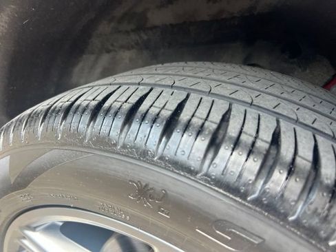Certified 2025 Ford Explorer ST AWD/4WD image 28