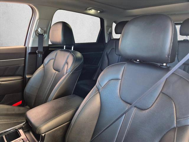Used 2022 Kia Sorento SX AWD/4WD image 9