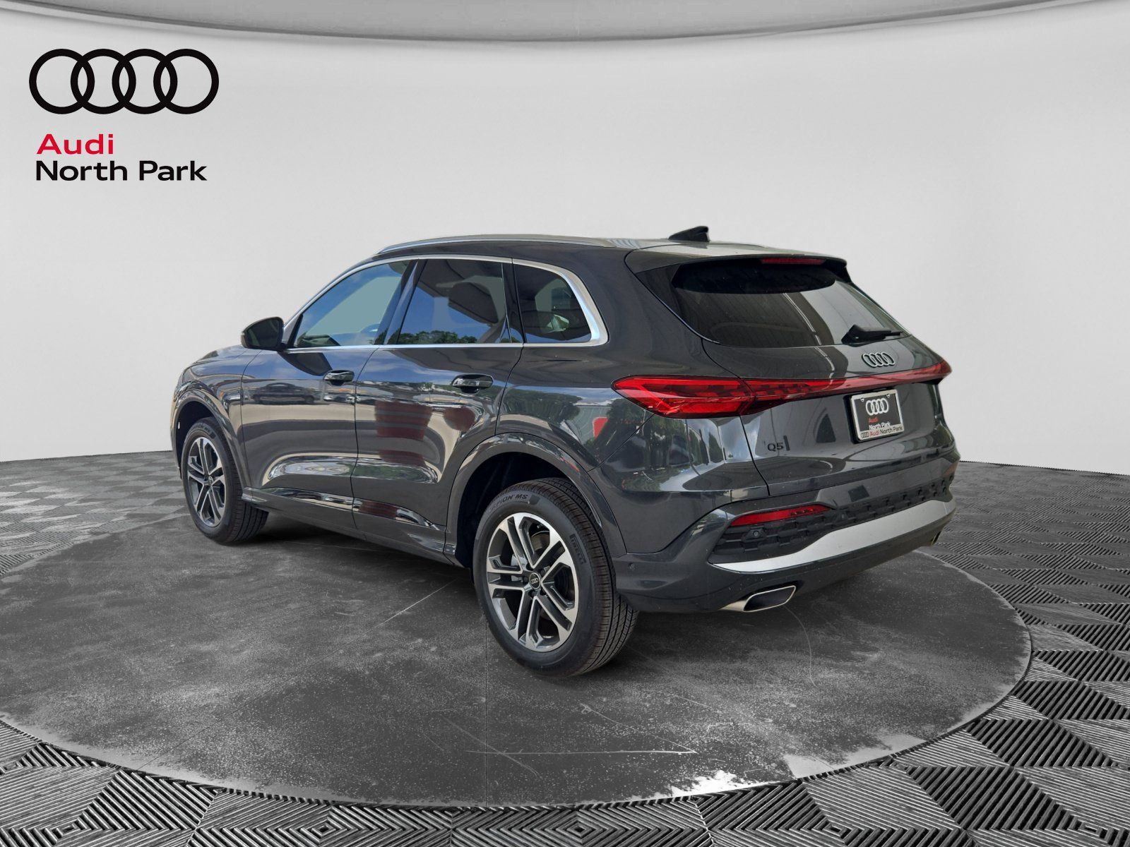 New 2026 Audi Q5 Premium AWD/4WD image 3
