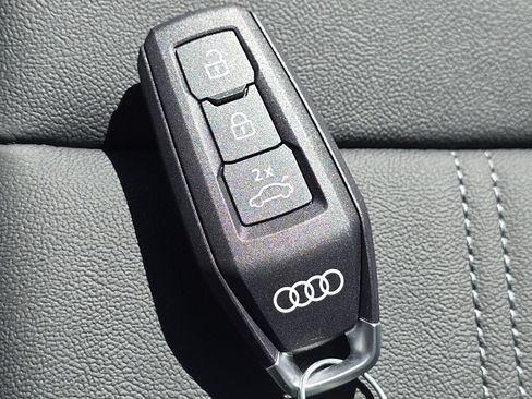 New 2027 Audi Q6 e-tron Premium Plus AWD/4WD image 28