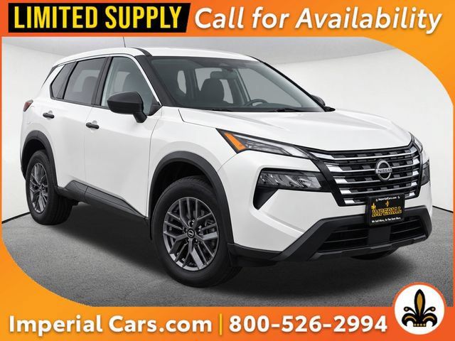 Used 2024 Nissan Rogue S FWD image 1