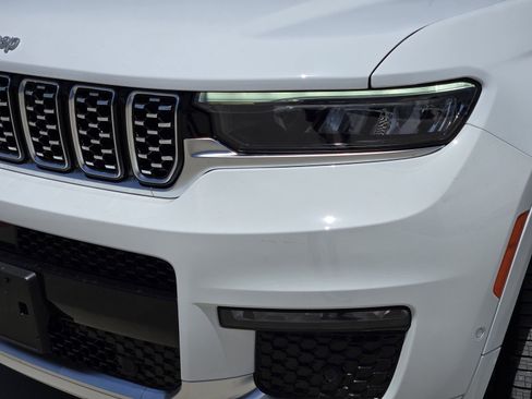 New 2025 Jeep Grand Cherokee L Summit image 8
