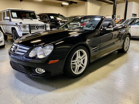 Used 2007 Mercedes-Benz SL 550 image 2
