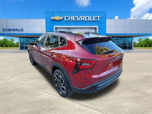 Certified 2024 Chevrolet Trax RS w/ Sunroof Package image 3