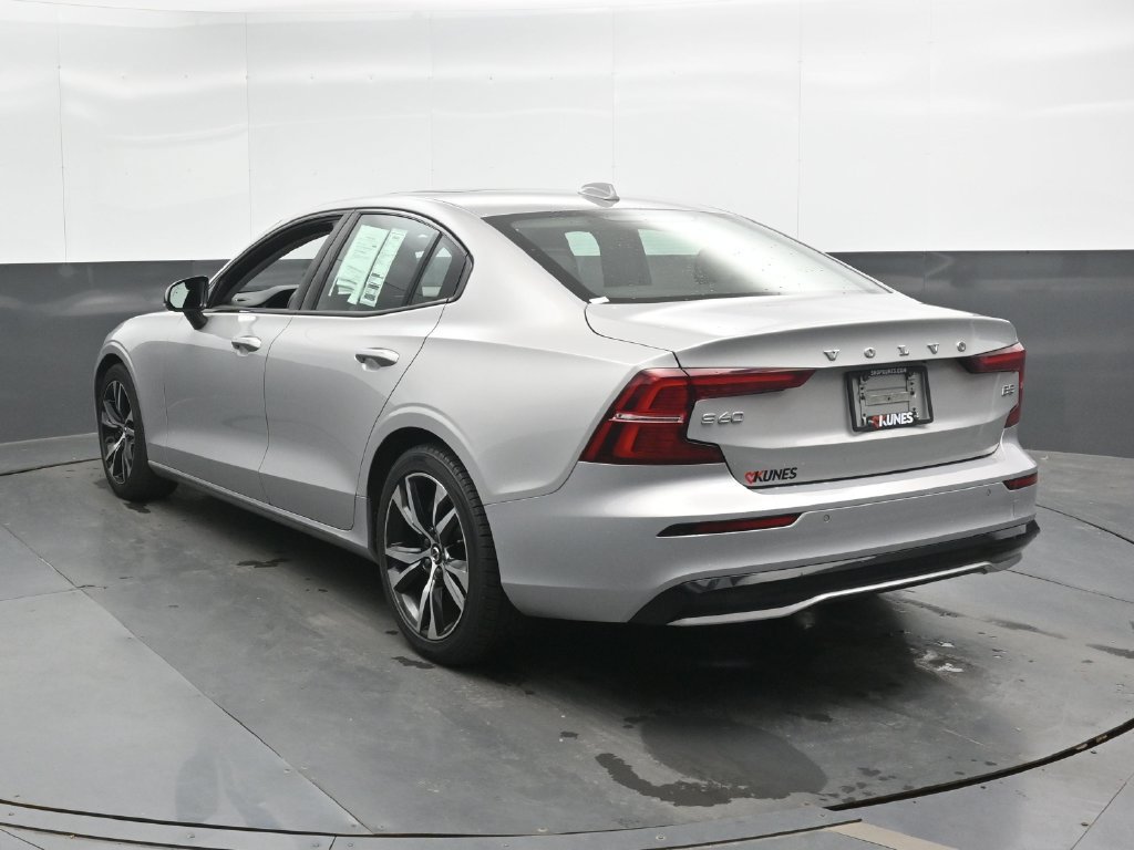 Used 2024 Volvo S60 B5 Core FWD image 10