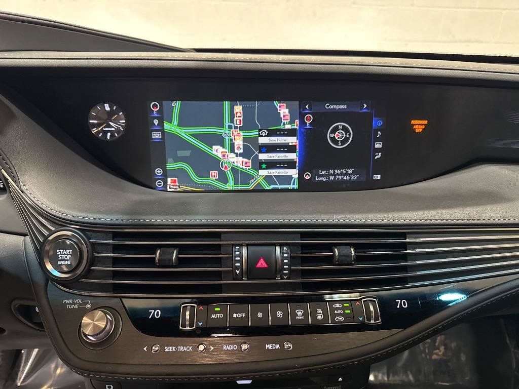 Used 2018 Lexus LS 500 w/ Accessory Package (Z1) RWD image 52